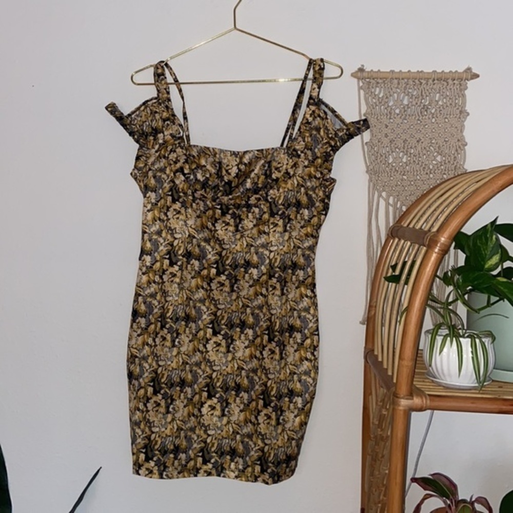 Lioness Yellow VILLA MINI DRESS 90S BROCADE Sz.L NWT! - Picture 3 of 10